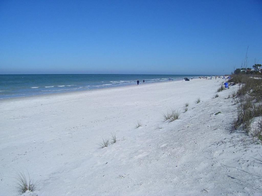 Spacious Beach House Unit,Beautifully Furnished 2 Bed 2Bath./2Min.Walk To Beach Clearwater Beach Εξωτερικό φωτογραφία