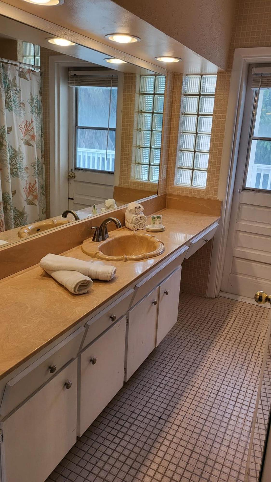 Spacious Beach House Unit,Beautifully Furnished 2 Bed 2Bath./2Min.Walk To Beach Clearwater Beach Εξωτερικό φωτογραφία